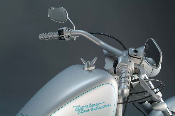 Frosted is a custom motorcycle based on a Harley Davidson Dyna.
